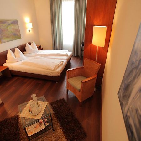 Hotel Mariotto Am Burghof Lörrach Екстериор снимка